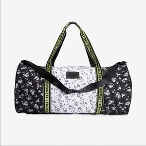 BNWT Victoria Secret bag